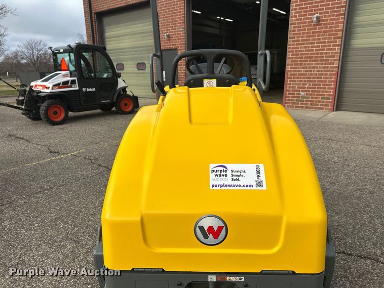 image for item FK0030 Wacker Neuson RD12 double drum vibratory roller