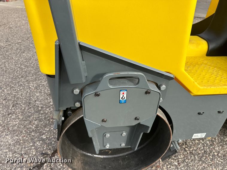 image for item FK0030 Wacker Neuson RD12 double drum vibratory roller