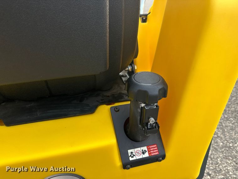 image for item FK0030 Wacker Neuson RD12 double drum vibratory roller