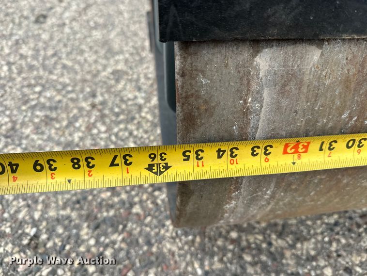 image for item FK0030 Wacker Neuson RD12 double drum vibratory roller