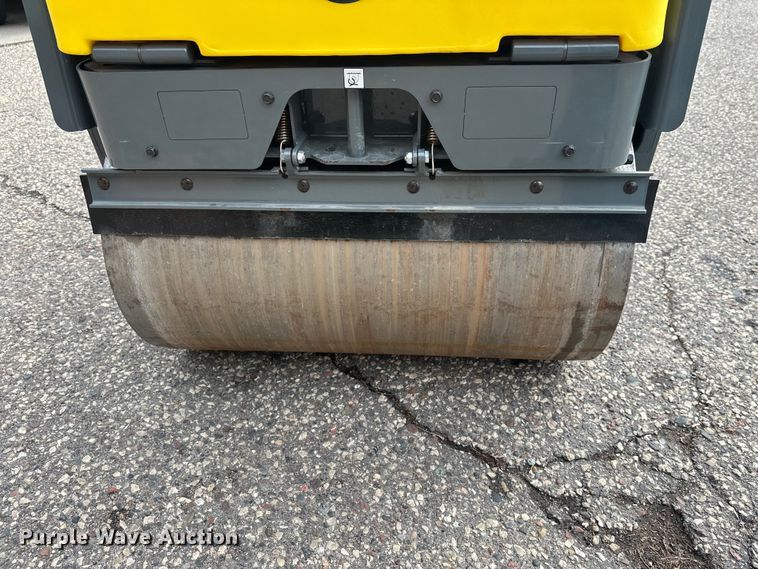 image for item FK0030 Wacker Neuson RD12 double drum vibratory roller