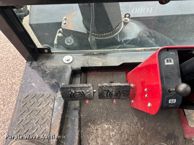 image for item FK0033 Toro Groundsmaster lawn mower