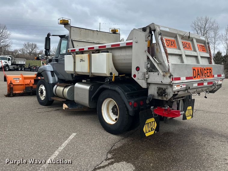 image for item FK0035 2009 International 7400 dump truck