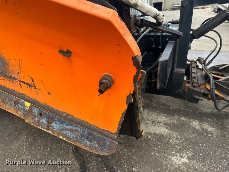 image for item FK0035 2009 International 7400 dump truck