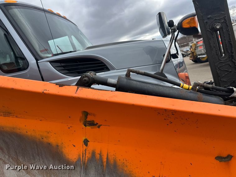 image for item FK0035 2009 International 7400 dump truck