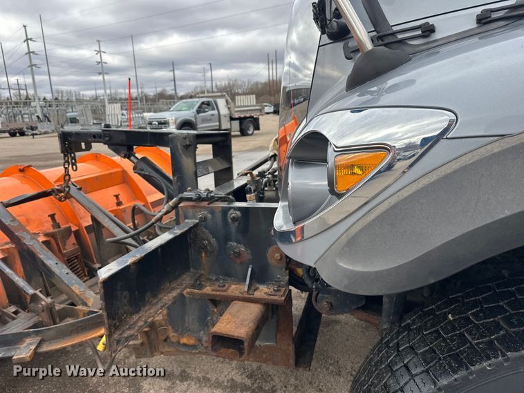 image for item FK0035 2009 International 7400 dump truck