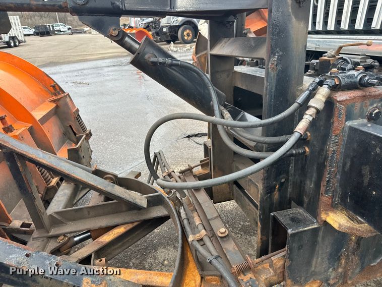 image for item FK0035 2009 International 7400 dump truck