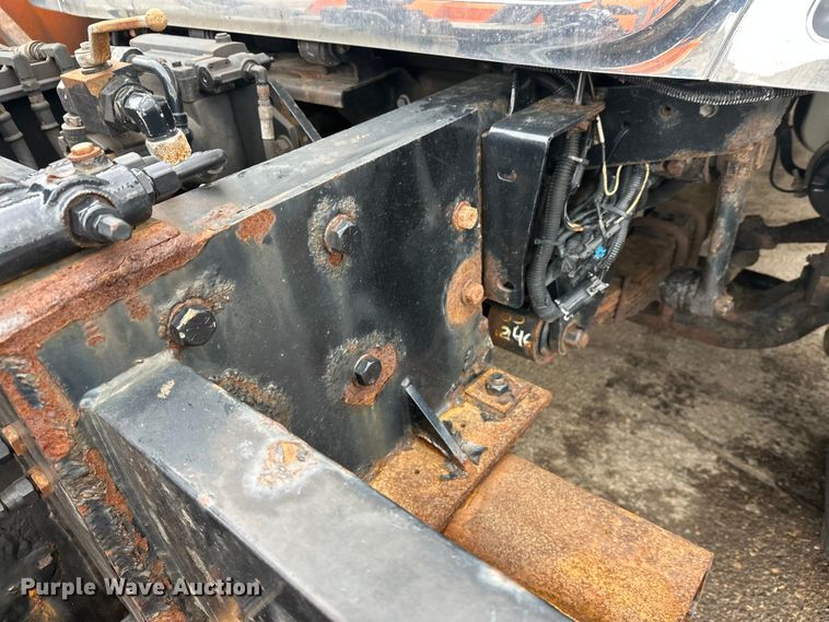 image for item FK0035 2009 International 7400 dump truck