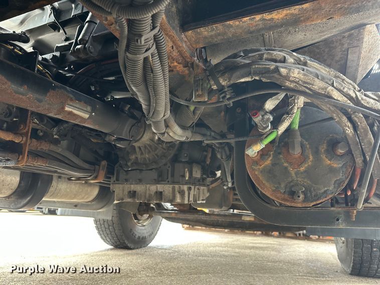 image for item FK0035 2009 International 7400 dump truck