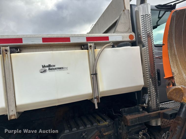 image for item FK0035 2009 International 7400 dump truck