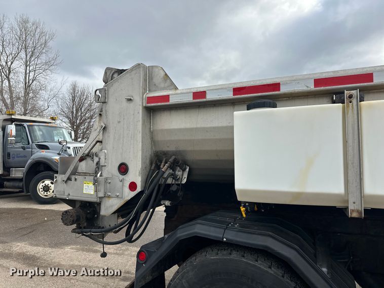 image for item FK0035 2009 International 7400 dump truck