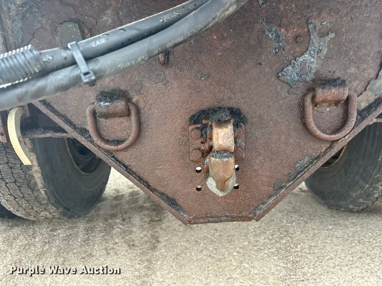 image for item FK0035 2009 International 7400 dump truck