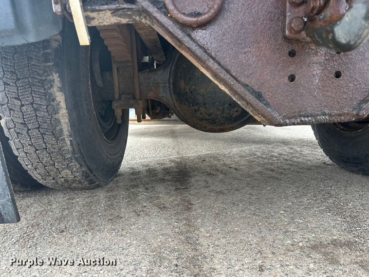 image for item FK0035 2009 International 7400 dump truck