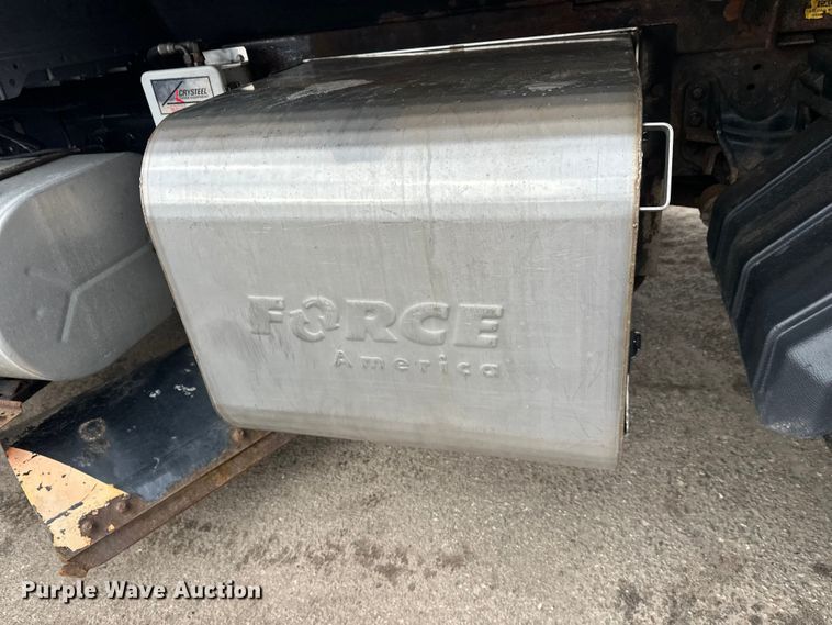 image for item FK0035 2009 International 7400 dump truck