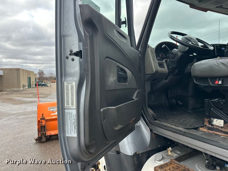 image for item FK0035 2009 International 7400 dump truck