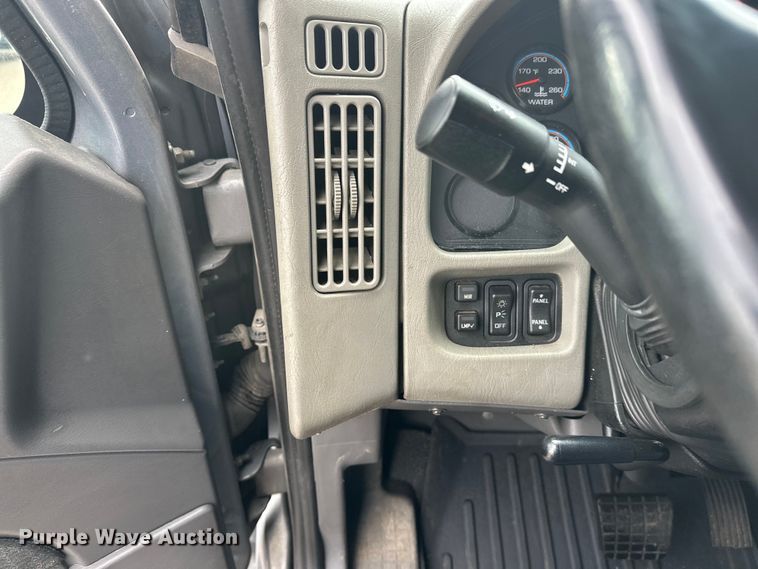 image for item FK0035 2009 International 7400 dump truck