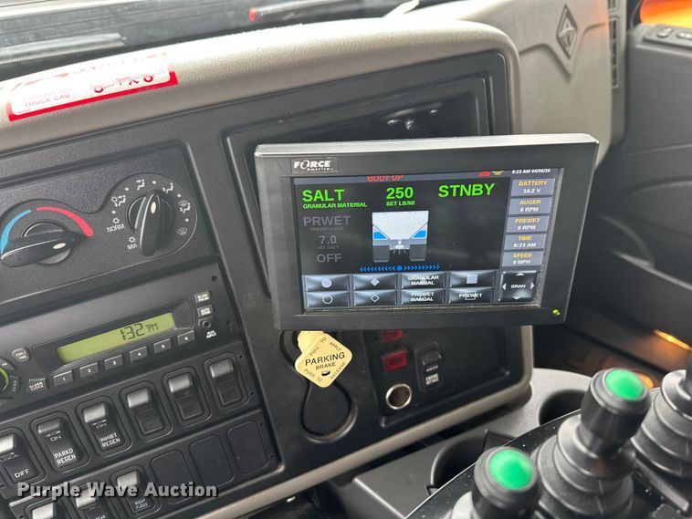 image for item FK0035 2009 International 7400 dump truck