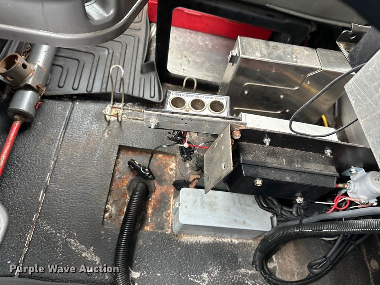 image for item FK0035 2009 International 7400 dump truck