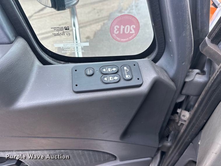 image for item FK0035 2009 International 7400 dump truck