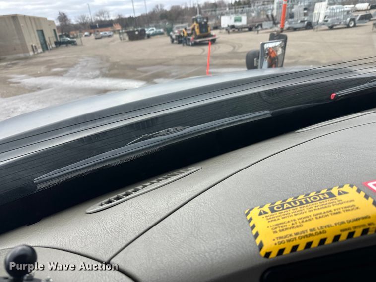 image for item FK0035 2009 International 7400 dump truck