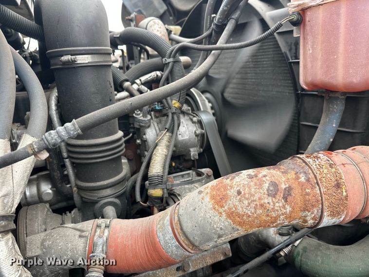 image for item FK0035 2009 International 7400 dump truck