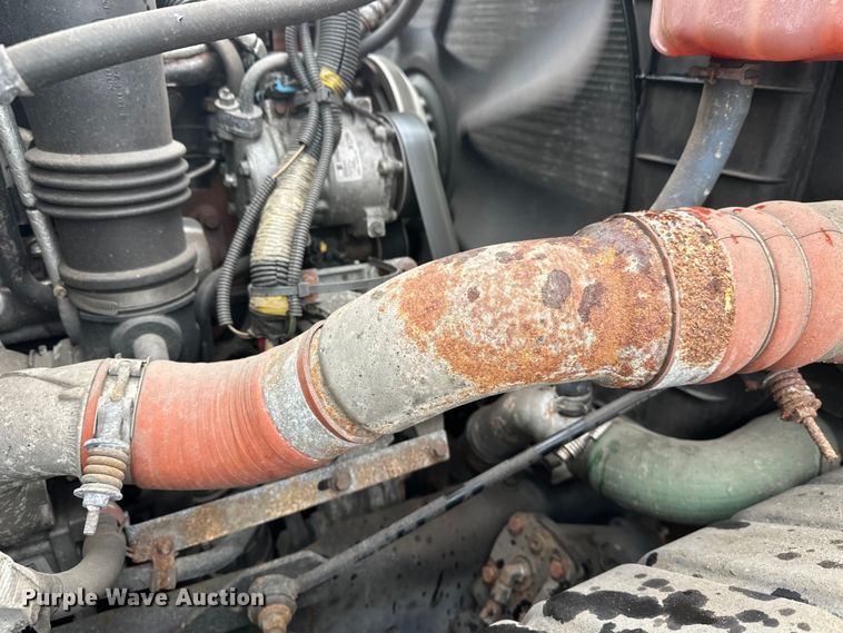 image for item FK0035 2009 International 7400 dump truck