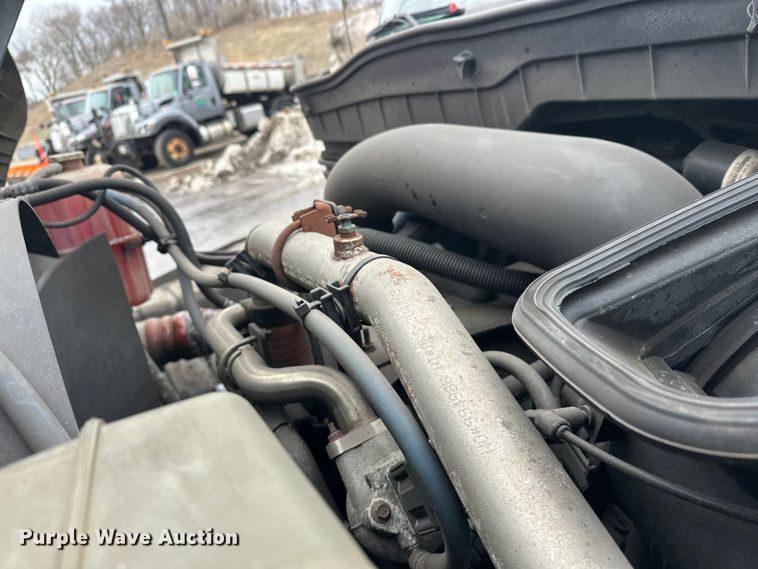 image for item FK0035 2009 International 7400 dump truck