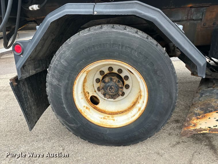 image for item FK0035 2009 International 7400 dump truck