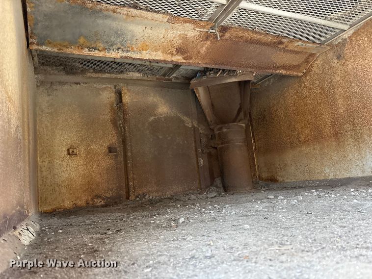 image for item FK1297 1999 Sterling Truck SC8000 street sweeper truck