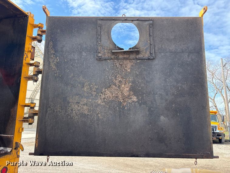 image for item FK1299 1998 International 4900 dump truck
