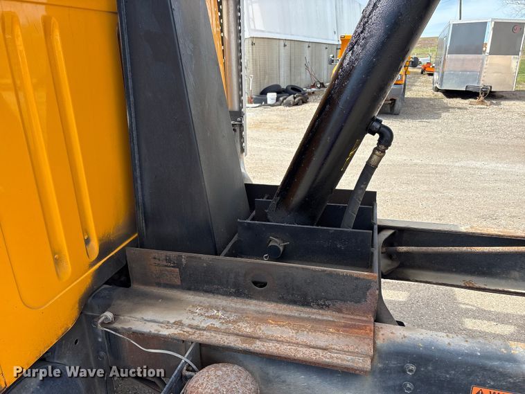 image for item FK1299 1998 International 4900 dump truck