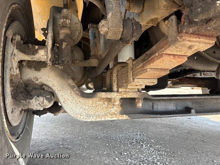 image for item FK1299 1998 International 4900 dump truck