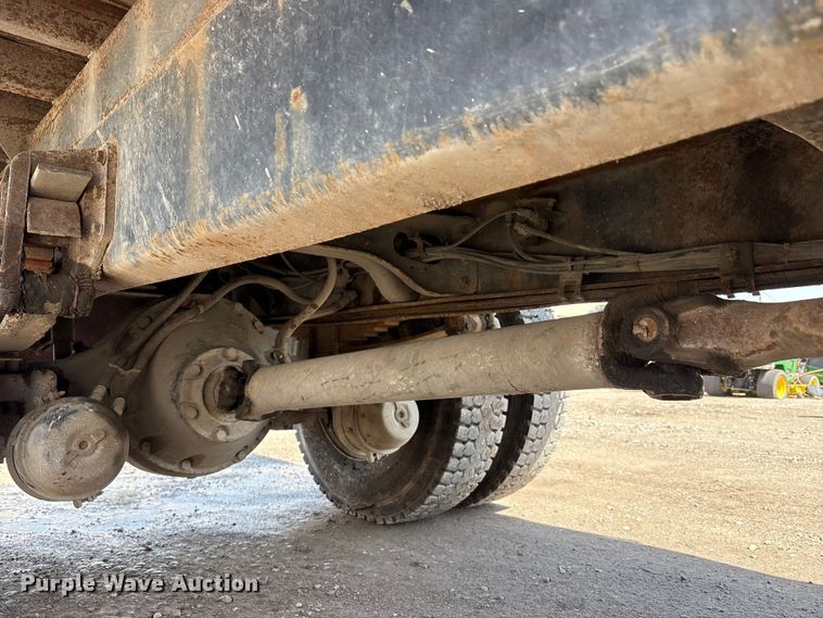 image for item FK1299 1998 International 4900 dump truck