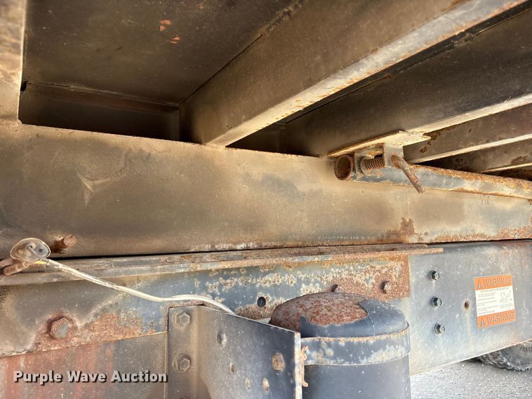 image for item FK1299 1998 International 4900 dump truck