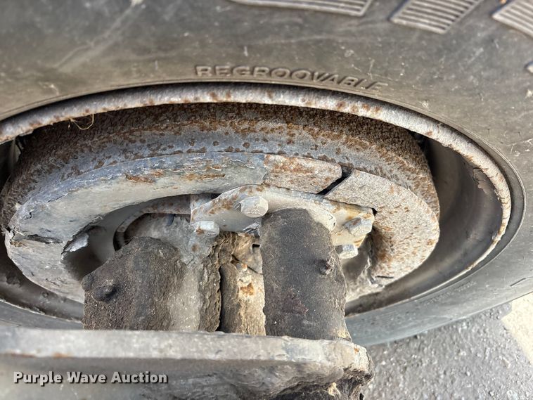 image for item FK1299 1998 International 4900 dump truck