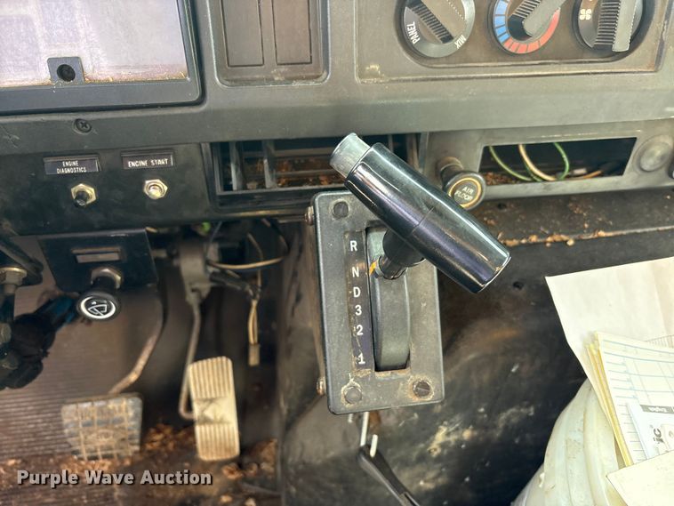 image for item FK1299 1998 International 4900 dump truck