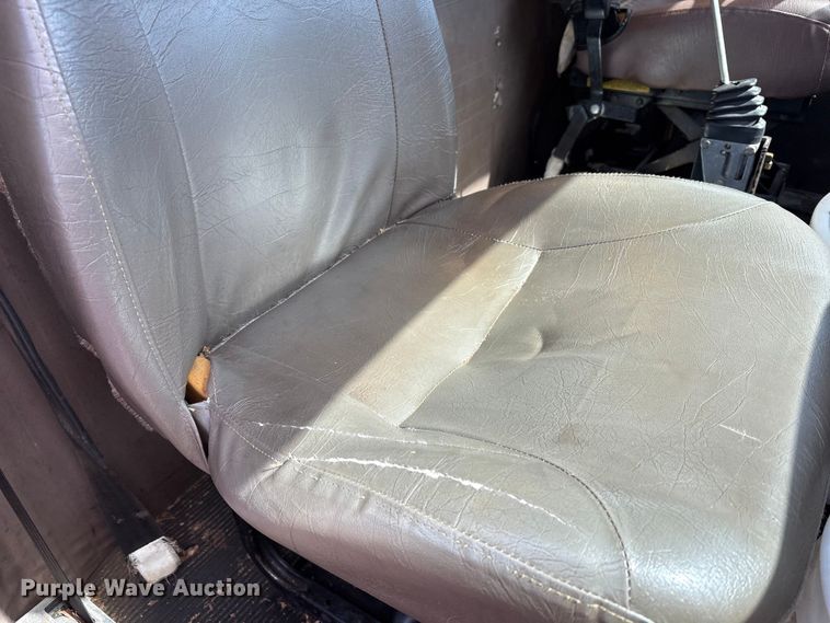 image for item FK1299 1998 International 4900 dump truck
