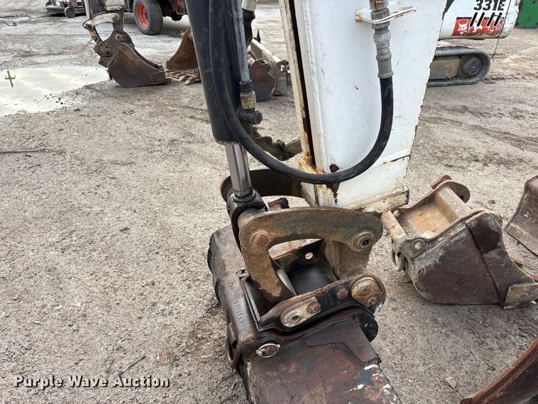 image for item FK1300 2008 Bobcat 331G mini excavator