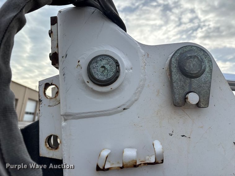 image for item FK1300 2008 Bobcat 331G mini excavator