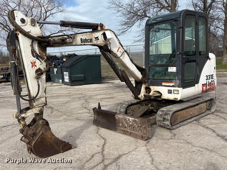 image for item FK1301 2002 Bobcat 331E*D mini excavator
