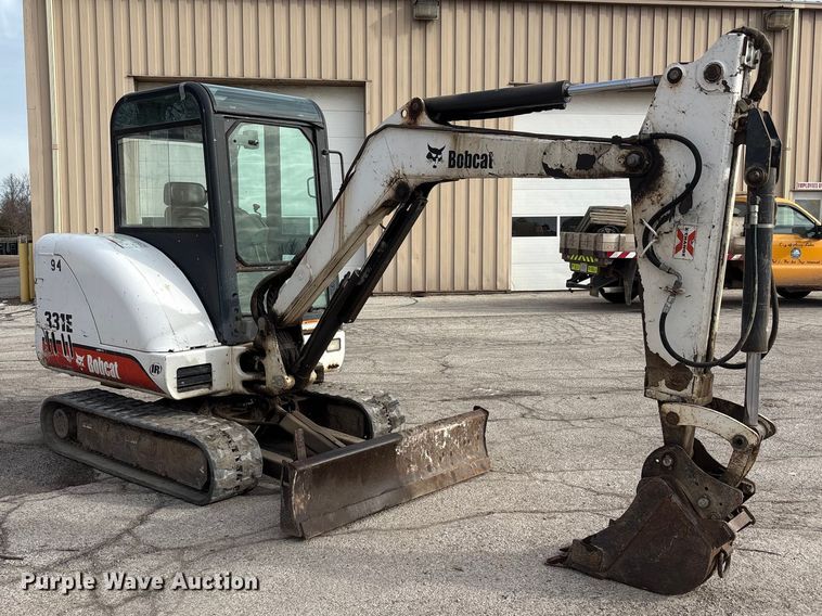 image for item FK1301 2002 Bobcat 331E*D mini excavator