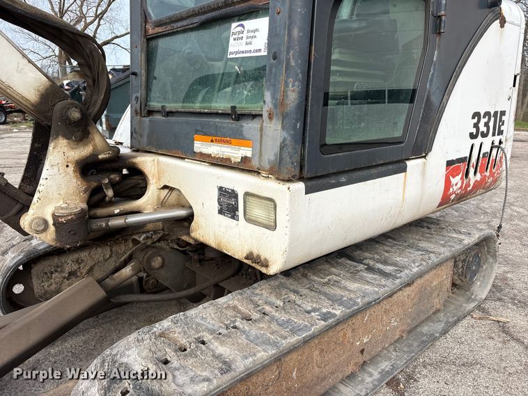 image for item FK1301 2002 Bobcat 331E*D mini excavator