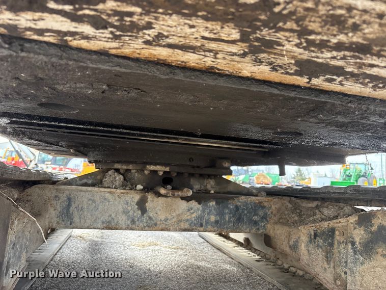 image for item FK1301 2002 Bobcat 331E*D mini excavator