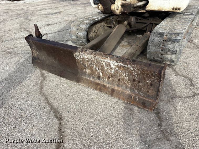 image for item FK1301 2002 Bobcat 331E*D mini excavator