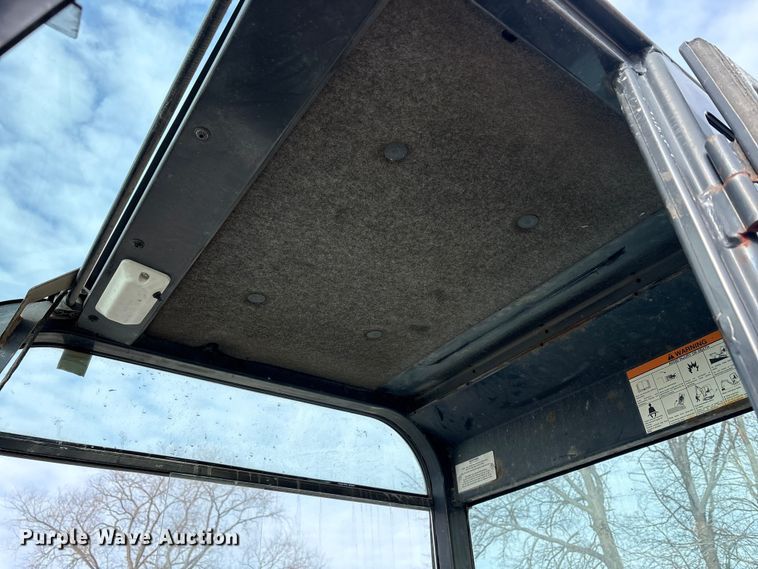 image for item FK1301 2002 Bobcat 331E*D mini excavator