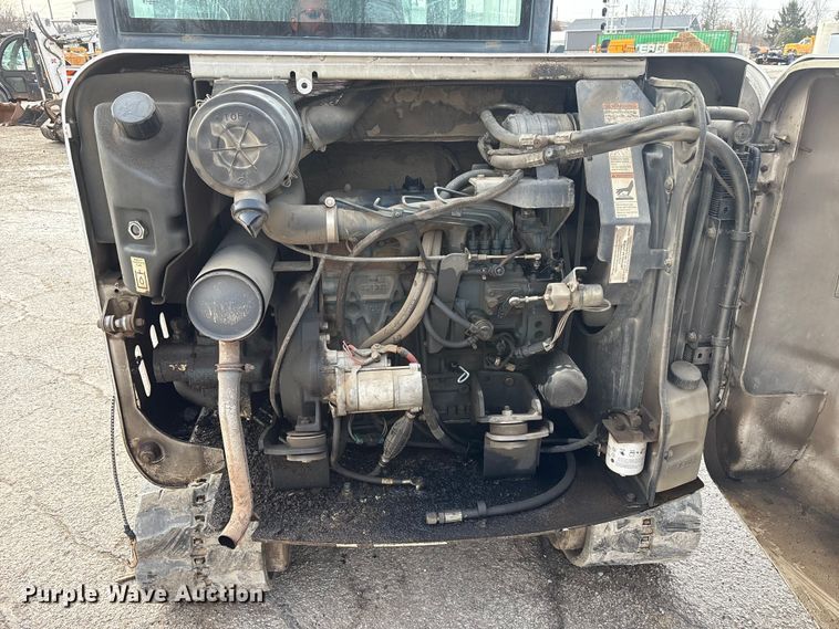 image for item FK1301 2002 Bobcat 331E*D mini excavator