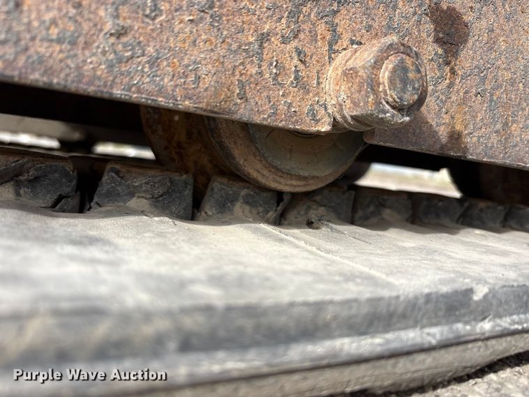 image for item FK1301 2002 Bobcat 331E*D mini excavator