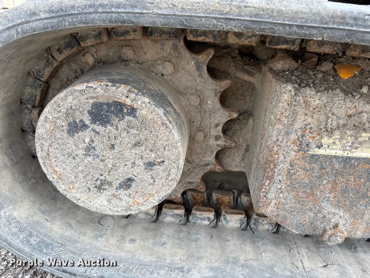 image for item FK1301 2002 Bobcat 331E*D mini excavator