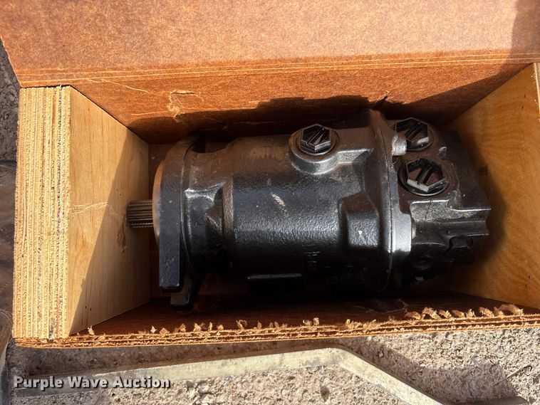 image for item FK1301 2002 Bobcat 331E*D mini excavator