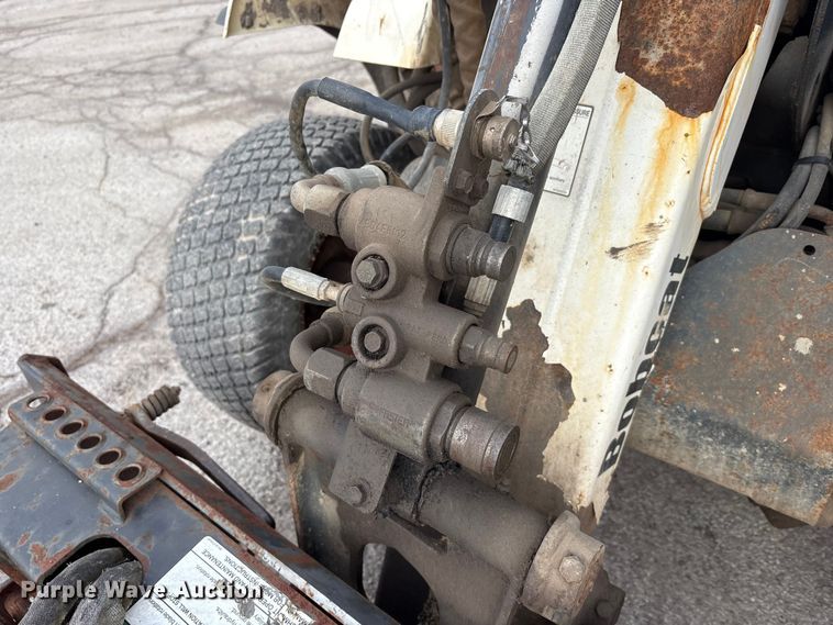 image for item FK1302 2004 Bobcat 5600 toolcat utility vehicle